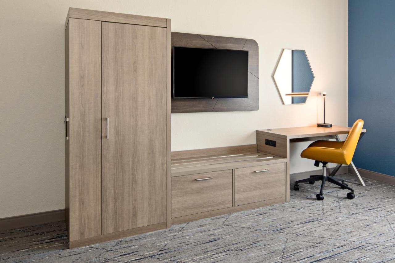 Holiday Inn Express & Suites Palm Desert - Millennium By Ihg エクステリア 写真