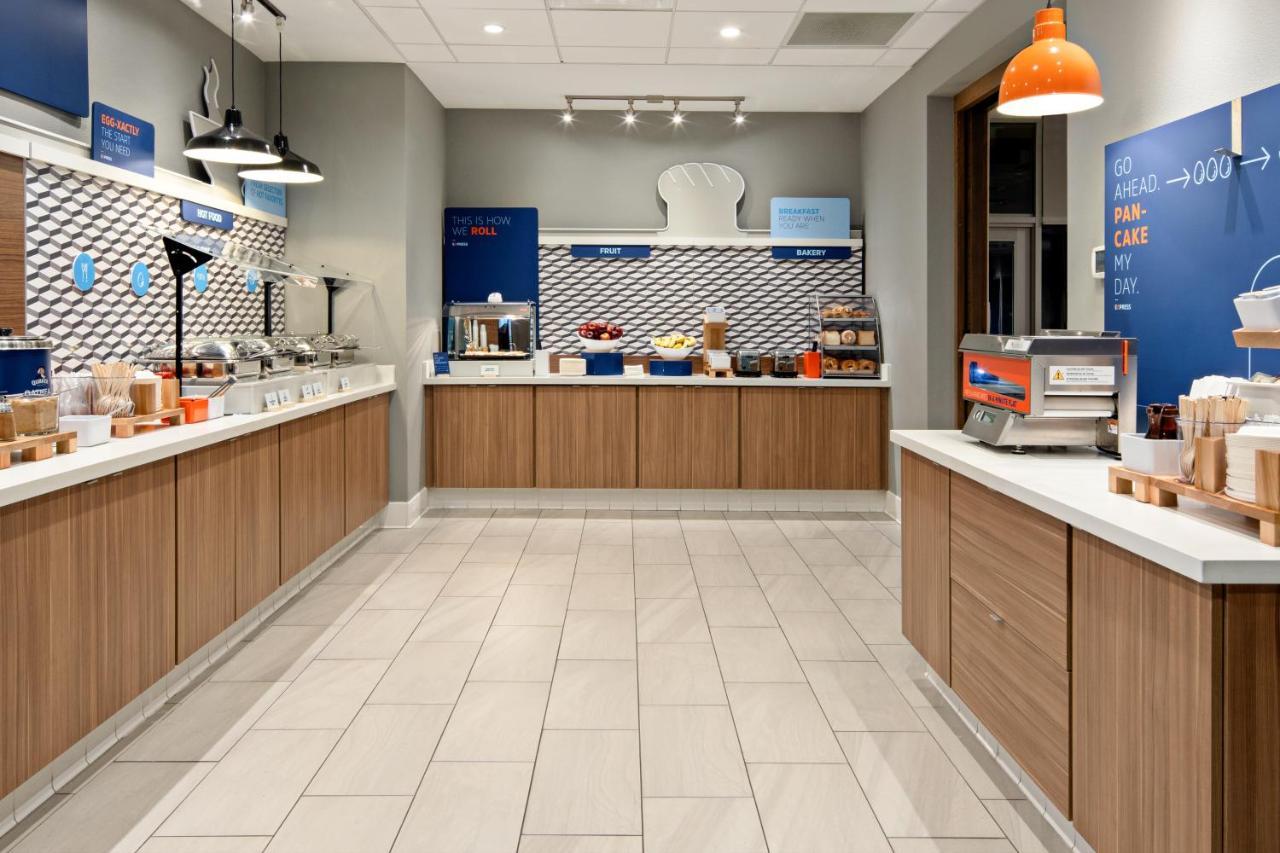 Holiday Inn Express & Suites Palm Desert - Millennium By Ihg エクステリア 写真